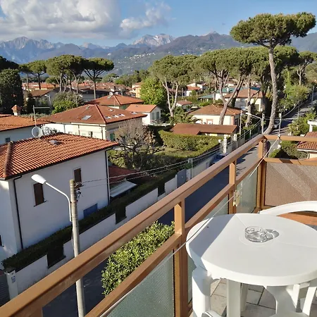 Elizabeth ホテル マリーナ・ディ・ピエトラサンタ