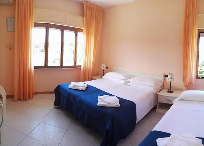 Elizabeth Marina di Pietrasanta