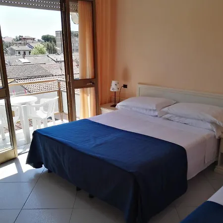 Elizabeth Hotel 3*