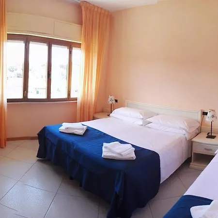 Elizabeth Marina di Pietrasanta