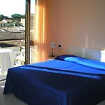 Elizabeth Hotel
